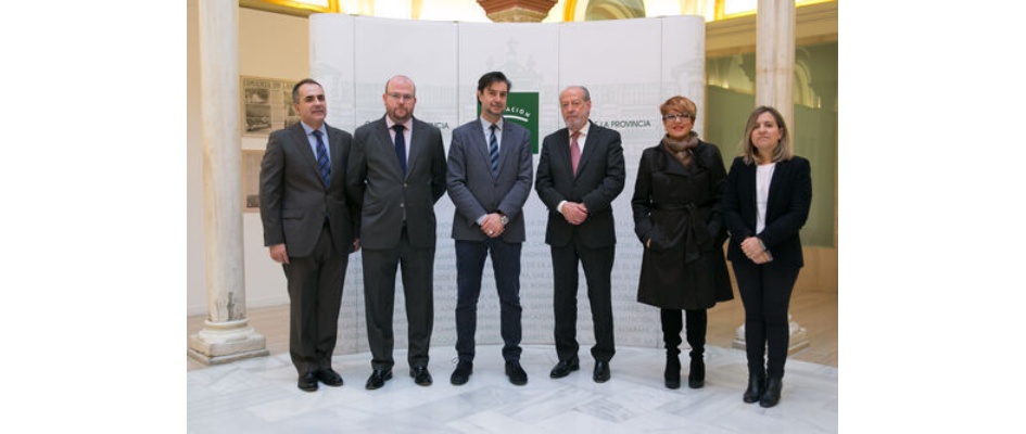 Villalobos aborda con el secretario general de la FEMP las demandas del superávit