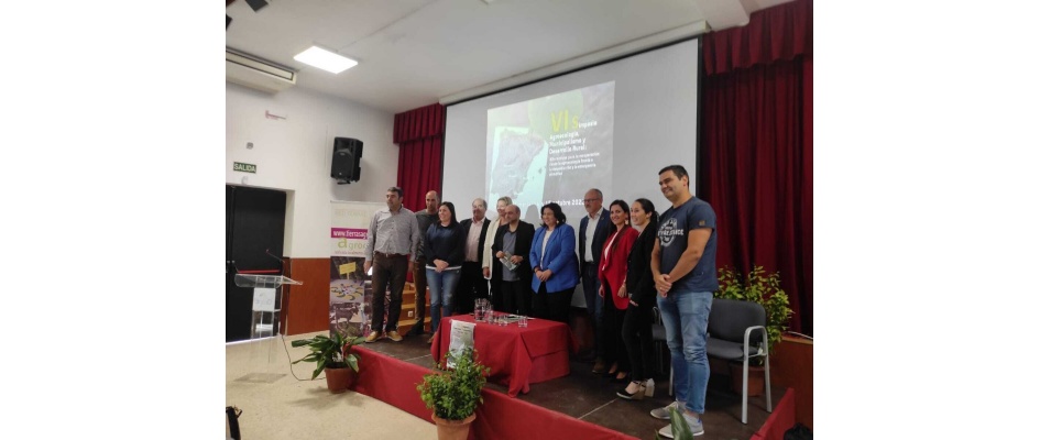 FOTO FAMILIA PARTICIPANTES INSTITUCIONALES