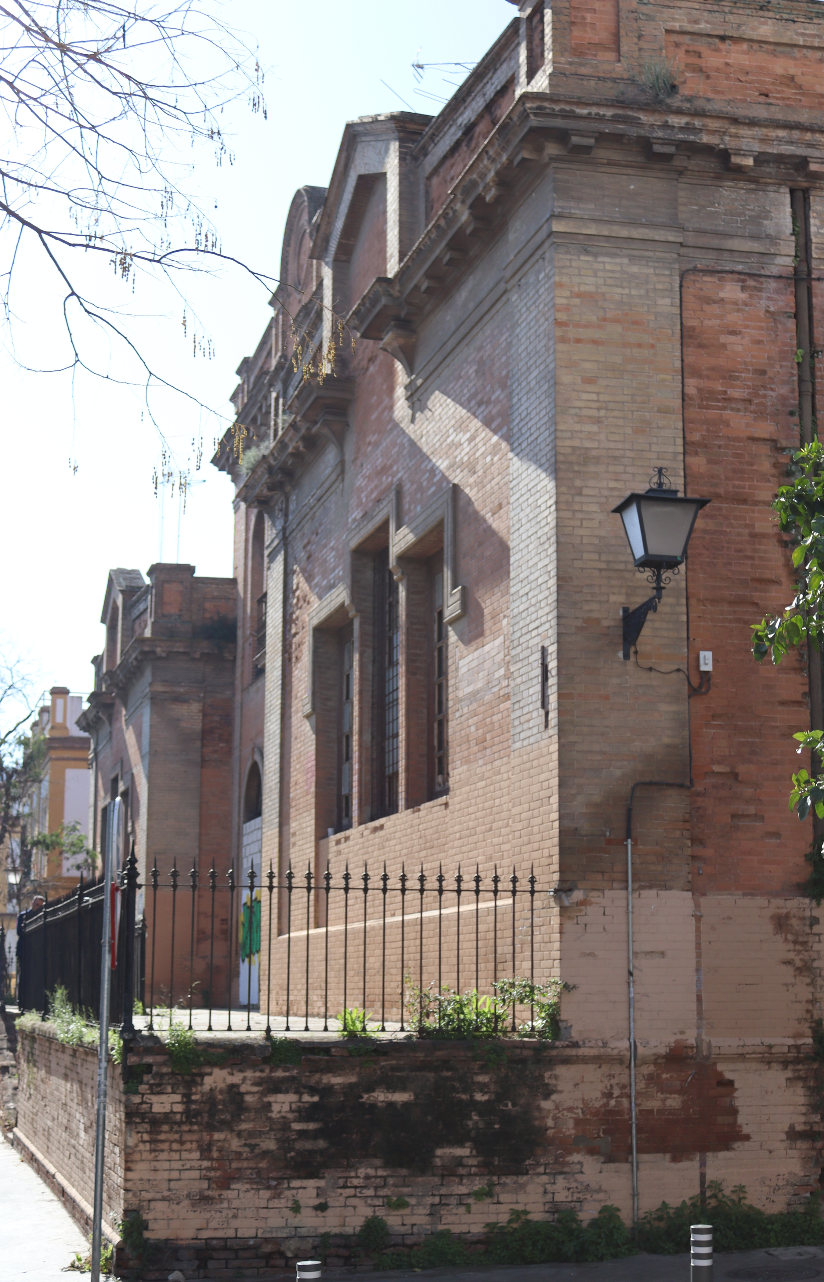 Casa Paterri exterior